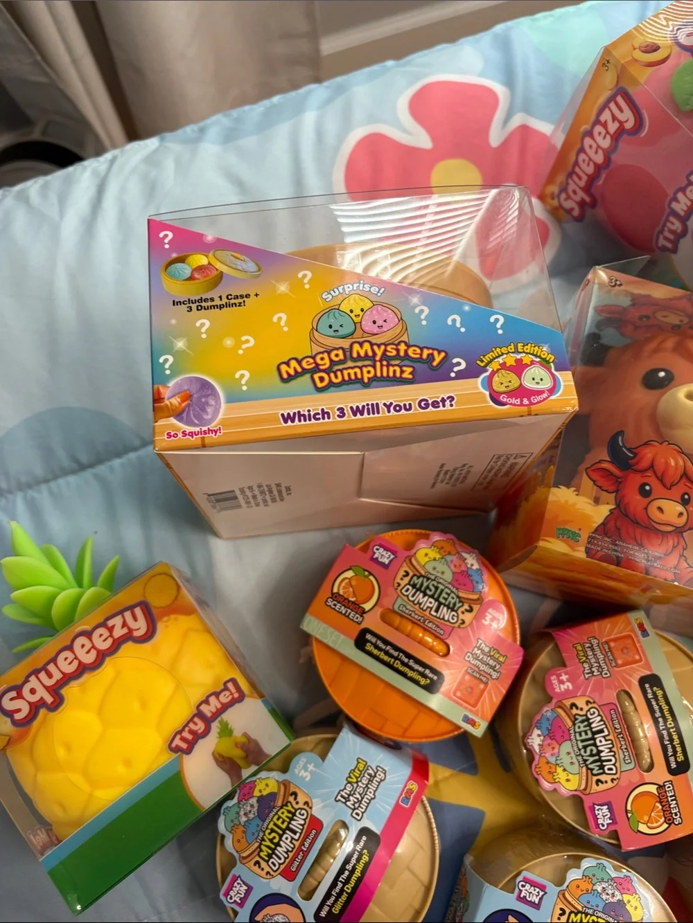 Assorted Squeeze Toys Pack - Yellow & Orange